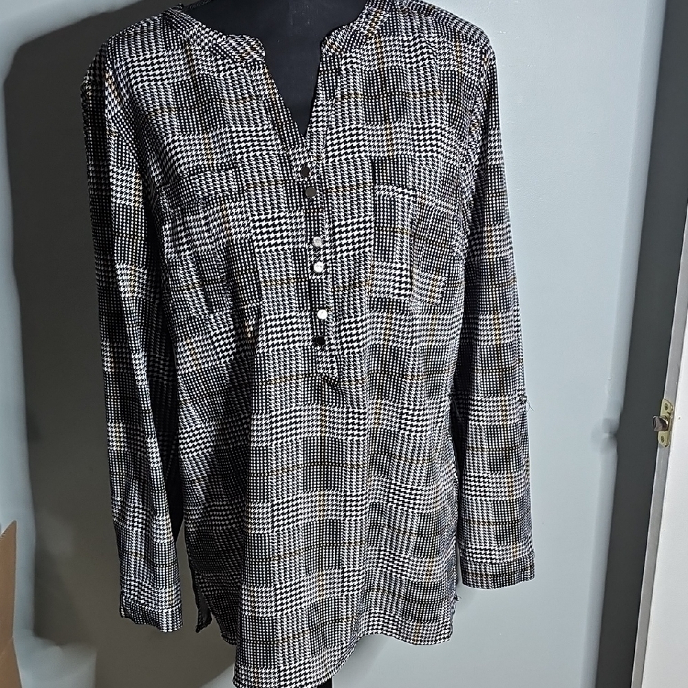 Black and White Plaid Button-Up Blouse